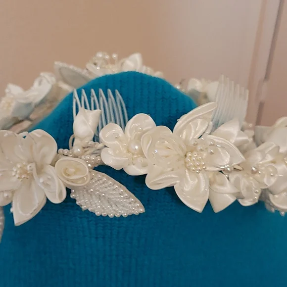 Wedding veil - Picture 2 of 10